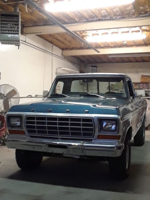 1979 BLUE Ford F-150 Standard Cab Pickup