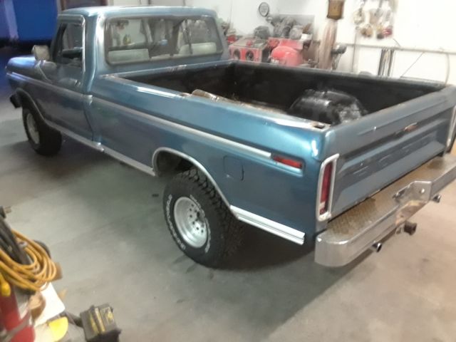 1979 BLUE Ford F-150 Standard Cab Pickup