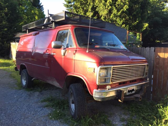 1980 Red Chevrolet G20 Van Van Camper