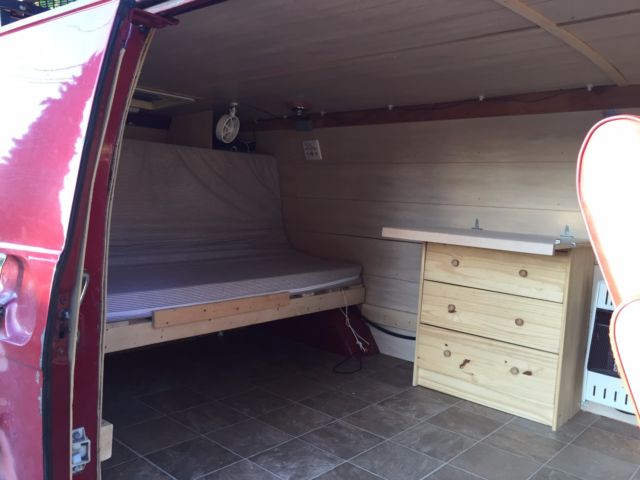 1980 Red Chevrolet G20 Van Van Camper