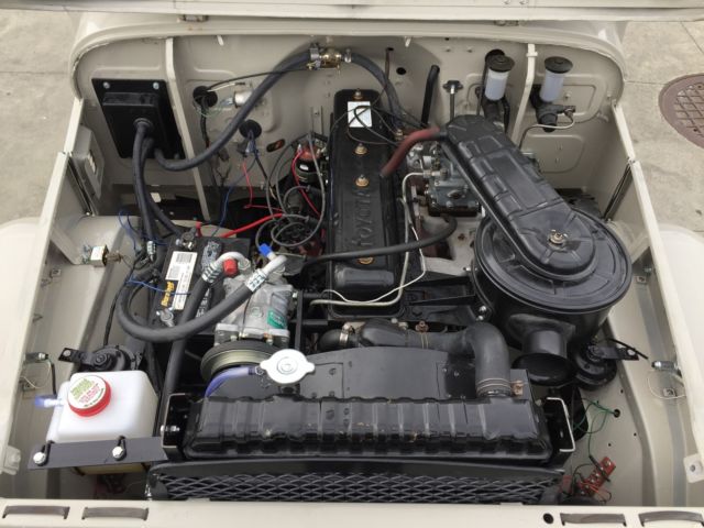 1970 Coronado Beige Toyota Land Cruiser U/K