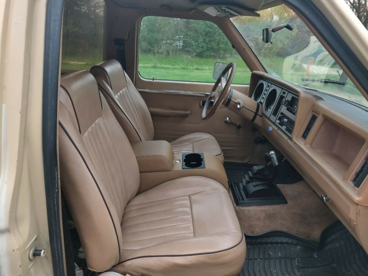 1984 Tan Ford Bronco II
