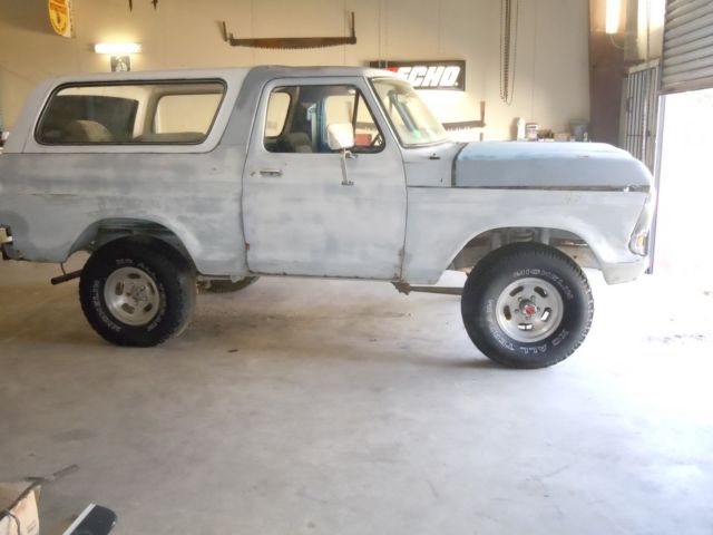 1978 Gray Ford Bronco Wagon
