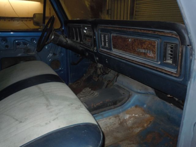 1978 Gray Ford Bronco Wagon