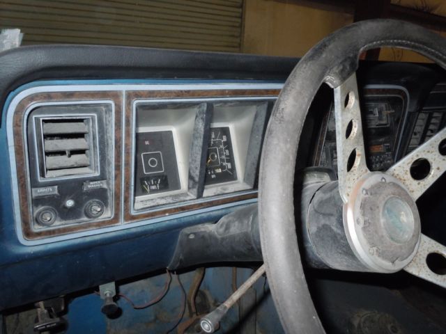 1978 Gray Ford Bronco Wagon