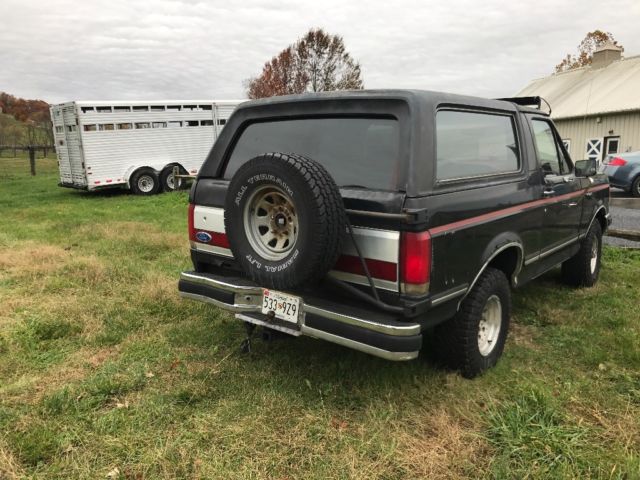 1989 Black Ford Bronco SUV