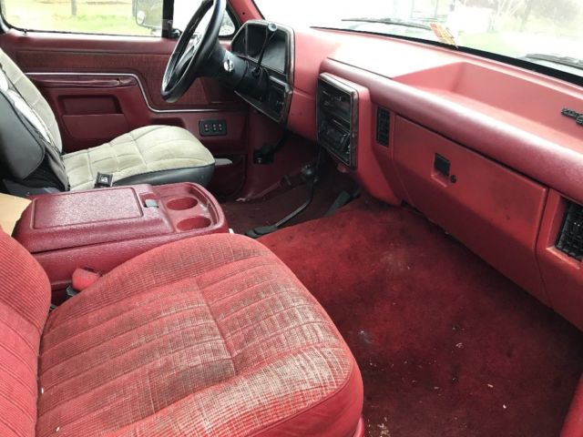 1989 Black Ford Bronco SUV