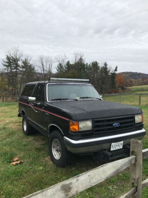 1989 Black Ford Bronco SUV