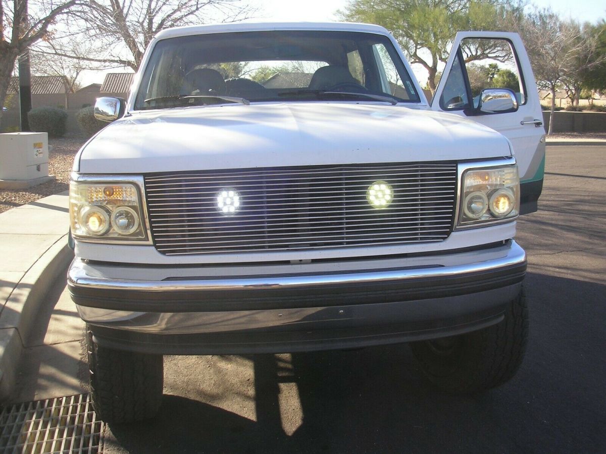1994 White Ford Bronco
