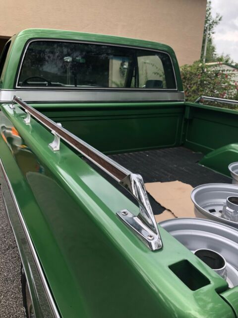 1974 Green Chevrolet C10 Pickup Standard Cab Pickup