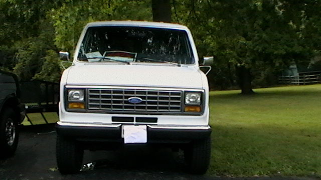 1991 White Ford E-Series Van VAN
