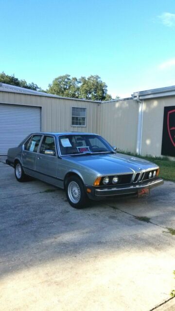 1981 Gray BMW 7-Series Sedan