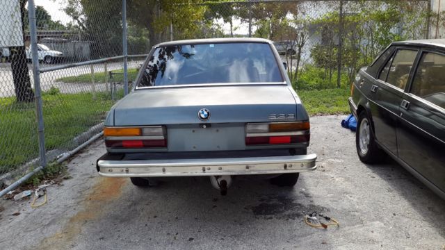1987 Blue BMW 5-Series