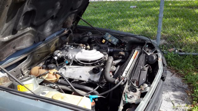 1987 Blue BMW 5-Series