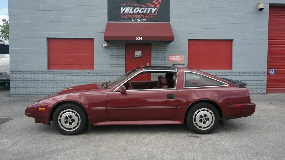 1986 Burgundy Nissan 300ZX Hatchback