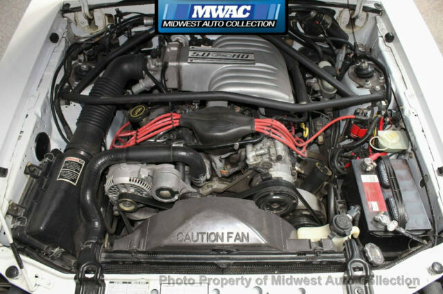 1988 Oxford White Ford Mustang Coupe