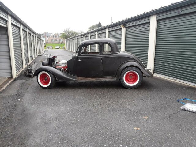 1934 Black Ford 5-Window Coupe