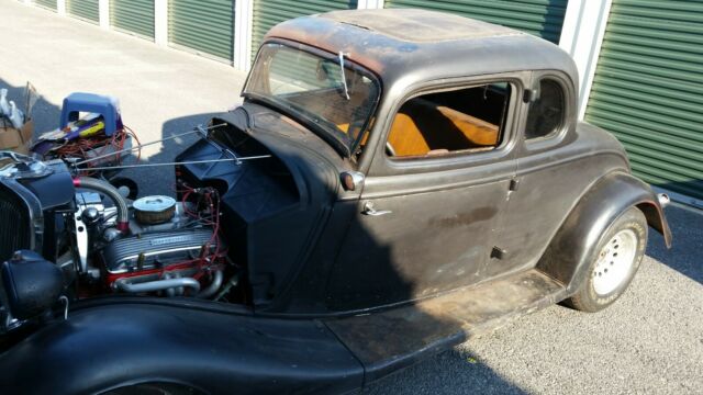 1934 Black Ford 5-Window Coupe