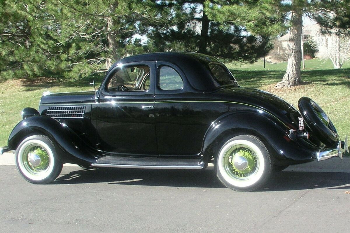 1935 Black Ford 5 window coupe Coupe