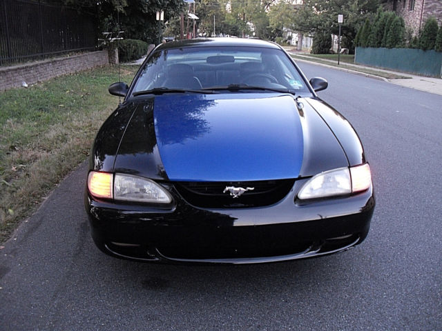 1994 Black Ford Mustang Coupe