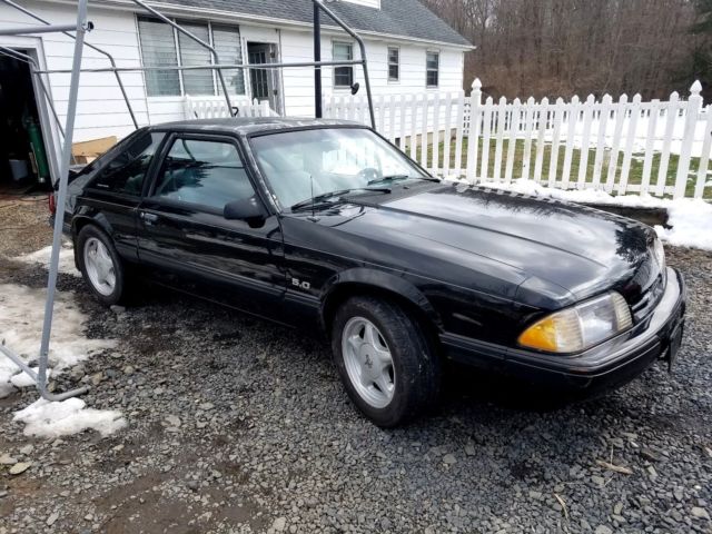 1988 Black Ford Mustang Coupe