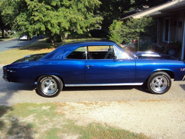 1967 Blue Chevrolet Chevelle Coupe