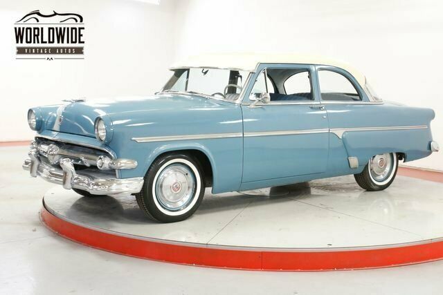 1954 Ford Customline Coupe