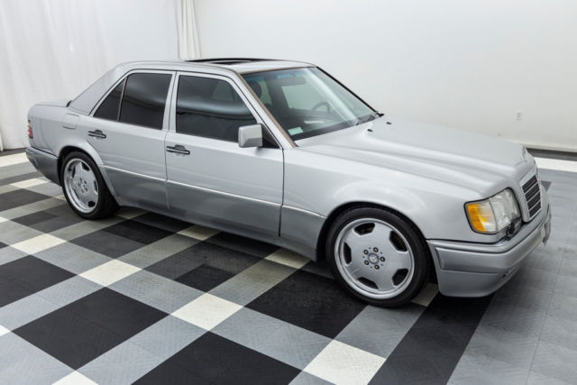 1994 Gray Mercedes-Benz 300-Series Sedan