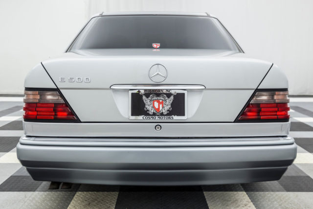 1994 Gray Mercedes-Benz 300-Series Sedan