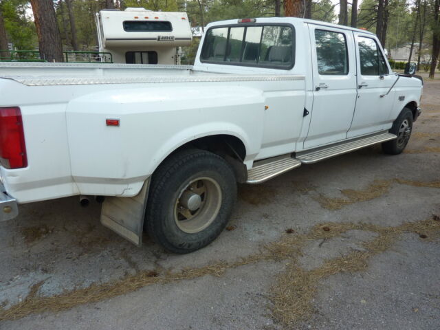 1994 White Ford F-350 Crew Cab Pickup