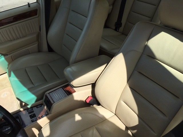 1992 Smoke Silver Mercedes-Benz 500-Series Sedan