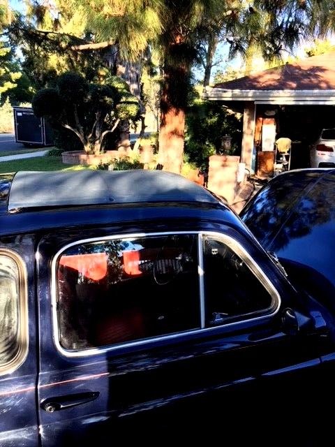 1971 midnight dark blue Fiat 500L Coupe