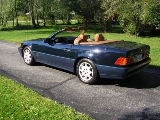 1992 Blue Mercedes-Benz 500-Series Convertible