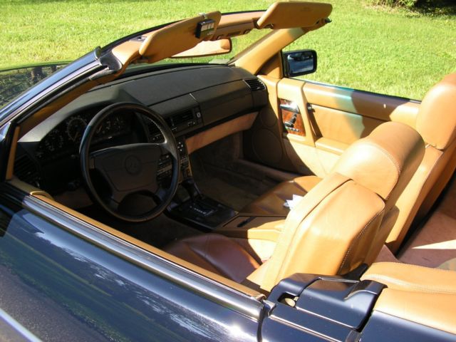 1992 Blue Mercedes-Benz 500-Series Convertible