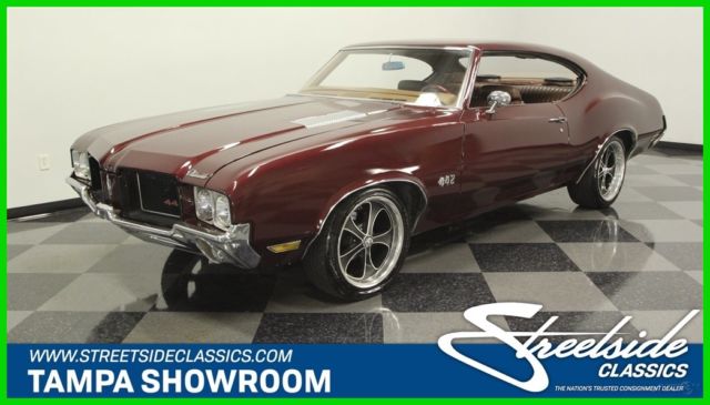 1972 Purple Oldsmobile Cutlass