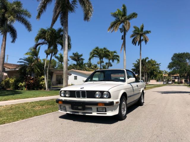 1987 White BMW 3-Series Convertible