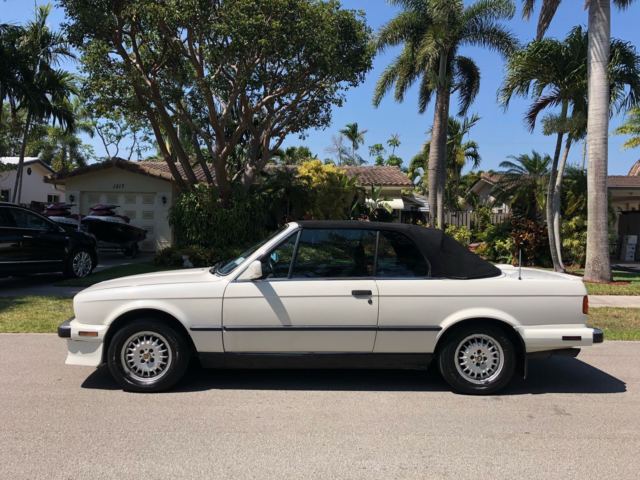 1987 White BMW 3-Series Convertible