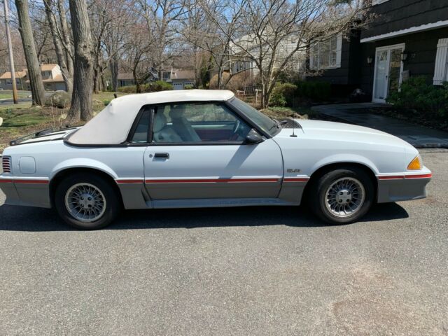1987 White Ford Mustang Convertible