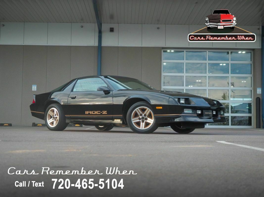 1985 Black Chevrolet Camaro --