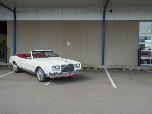 1982 White Buick Riviera --