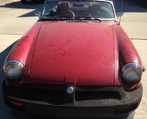 1975 Red MG MGB Convertible