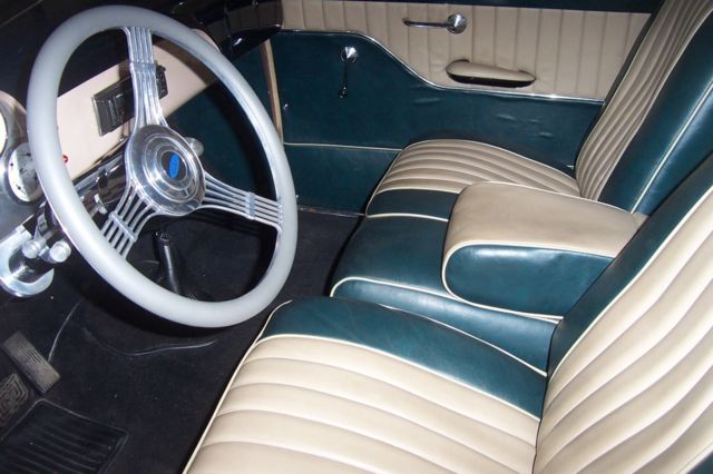 1951 Brown Ford FORD Sedan