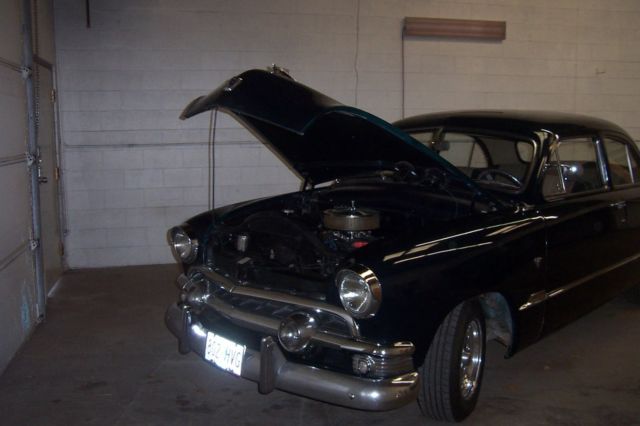 1951 Brown Ford FORD Sedan