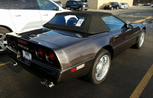 1988 Charcoal Gret Chevrolet Corvette Convertible
