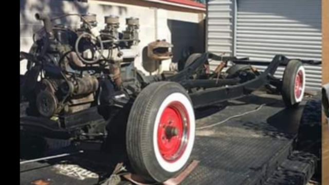 1953 Gold Chevrolet Bel Air/150/210