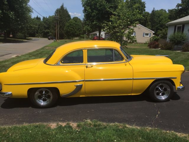 1953 Yellow Chevrolet Bel Air/150/210 Sedan
