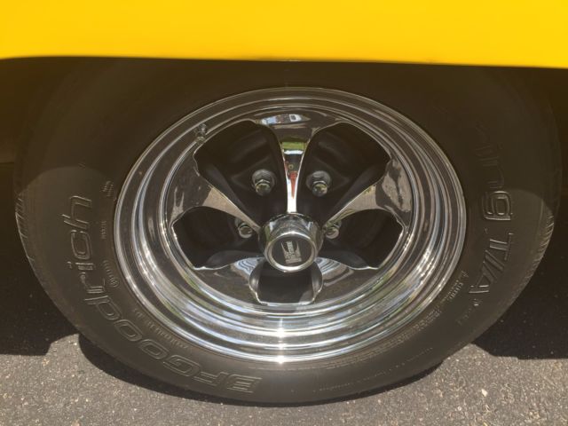 1953 Yellow Chevrolet Bel Air/150/210 Sedan