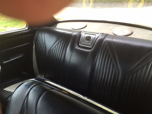 1953 Yellow Chevrolet Bel Air/150/210 Sedan