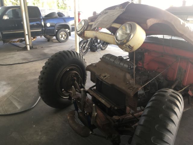 1953 Rust look Ford F-100 600 series Ford pick up