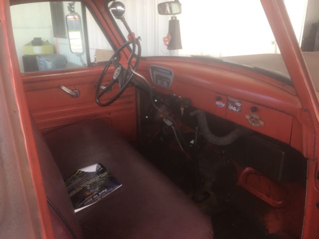 1953 Rust look Ford F-100 600 series Ford pick up